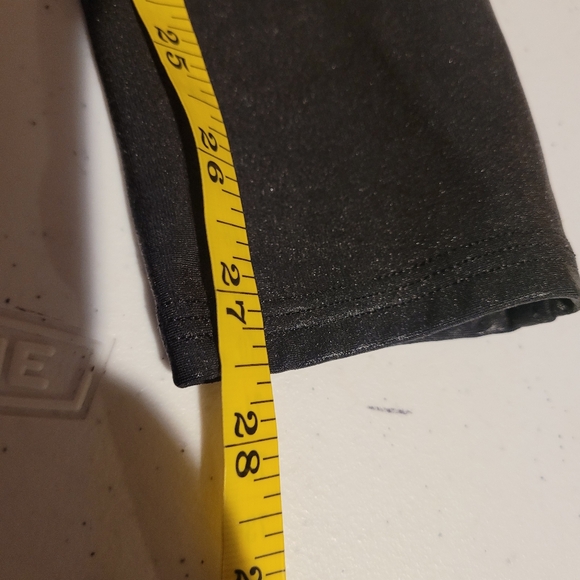 SPANX Faux Leather Pull On Skinny Leggings Black sz S - Picture 9 of 9